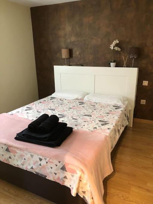 Vivienda De Uso Turistico En El Corazon De Burgos Apartment Bagian luar foto